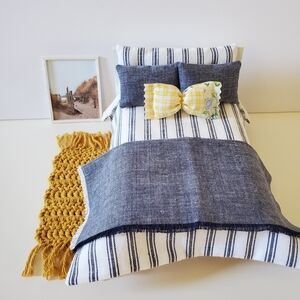 Miniature Dollhouse 1:12 Scale Coastal White Navy Striped Bedding Set